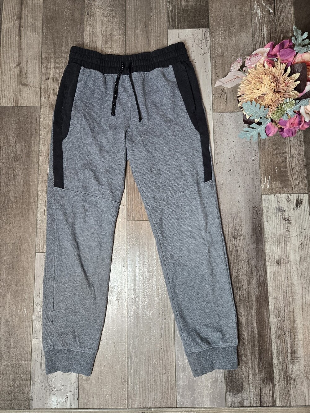 Athletic Works Boys Gray & Black Joggers – Size XL 14/16